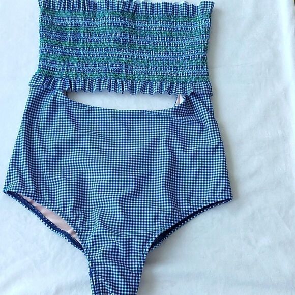 Mossman Austraila Bathing suit - Picture 1 of 5